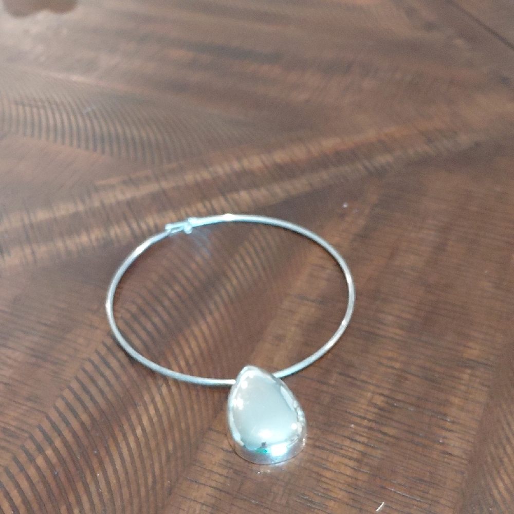 Silver Teardrop Pendant Hoop Necklace - Women Jewelry